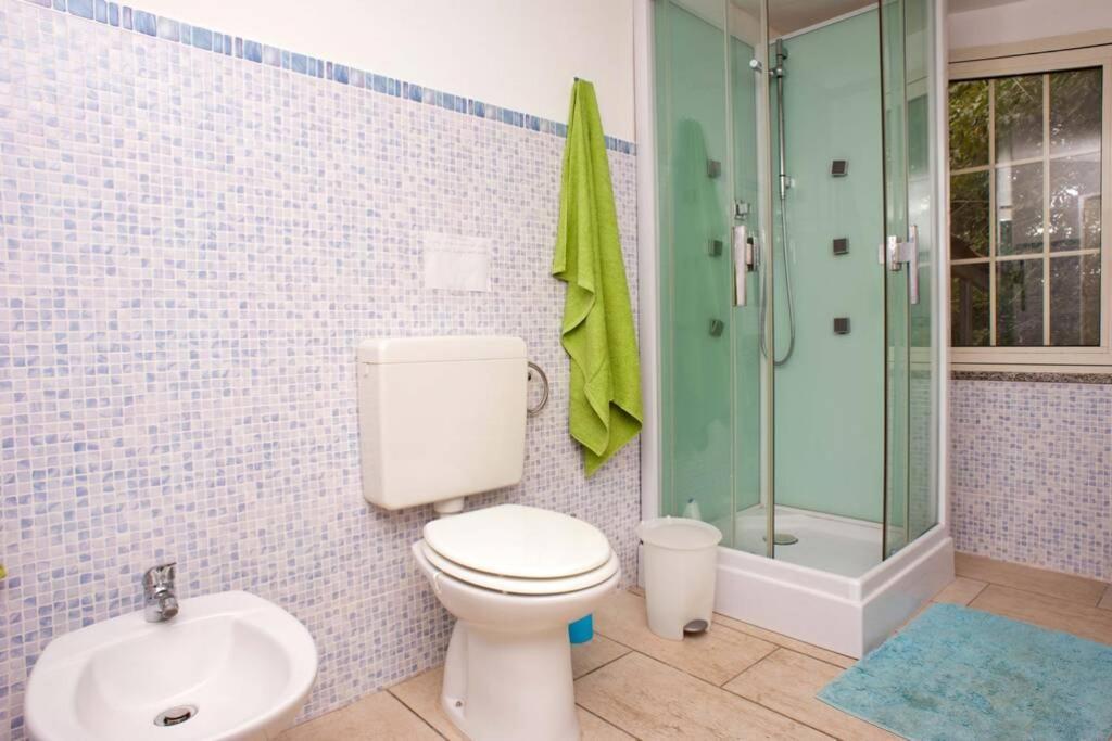 Loft Mansardato Con Giardino E Piscina In Villa Privata Loft With Garden And Swimming Pool In A Private Villa Sestu 外观 照片